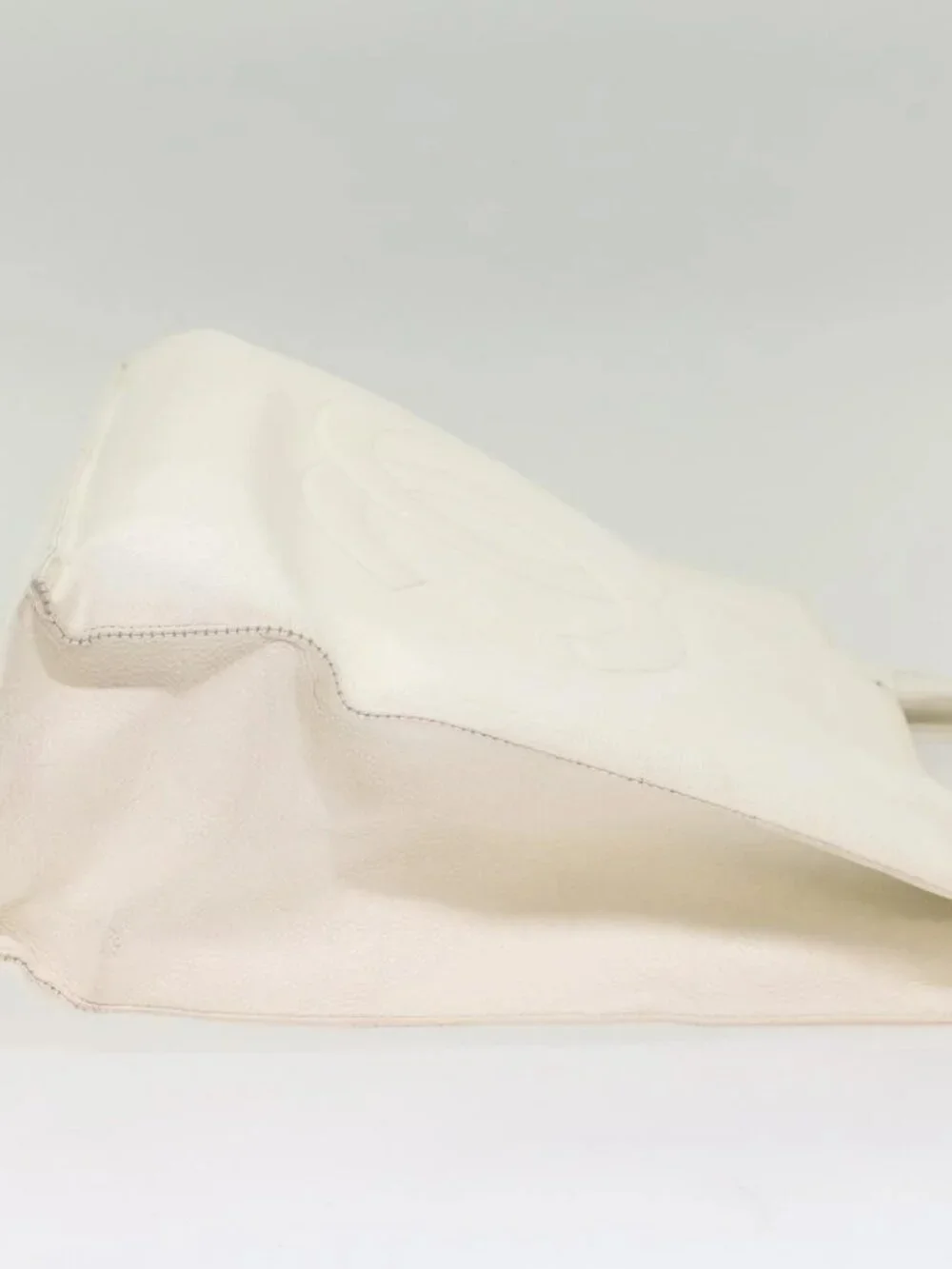 CHANEL Tote Bag Grained Calf Skin White CC Auth bs8320